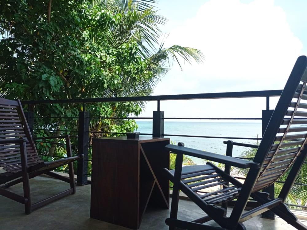 Toddy Unawatuna Hotel Exterior photo