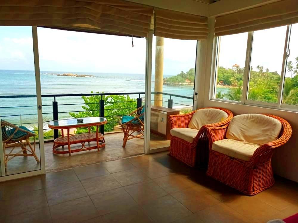 Toddy Unawatuna Hotel Exterior photo